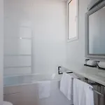 De La